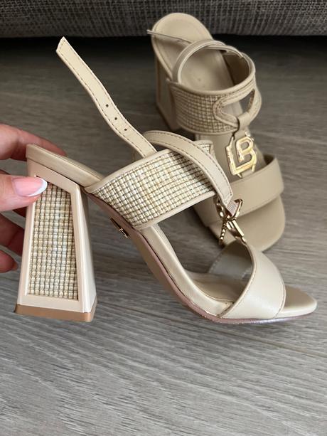 Sandalky na opätku laura biagotti, veľkosť 35, 35