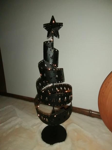 Kovový stromček, 