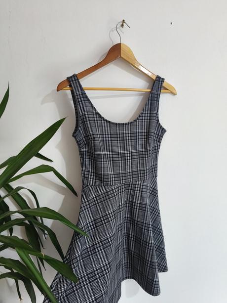 Šaty mini kárované, xs