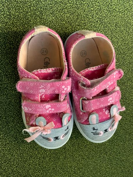 Papučky, cupcake,24