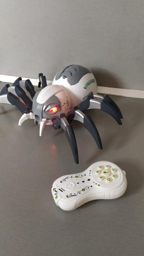 Pavúk na diaľkové ovládanie,