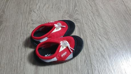 Topánky do vody, 25