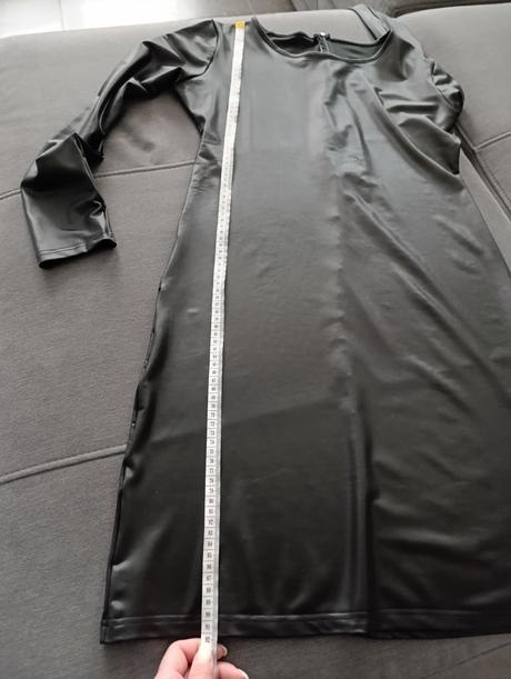 Šaty v imitacií kože, l