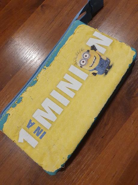 Peračník minion na veľa pasteliek,