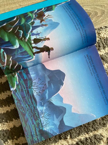 Ľadové kráľovstvo - polárna žiara zlatá kniha, 