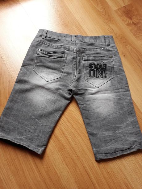 Chlapčenské kraťasy, 146