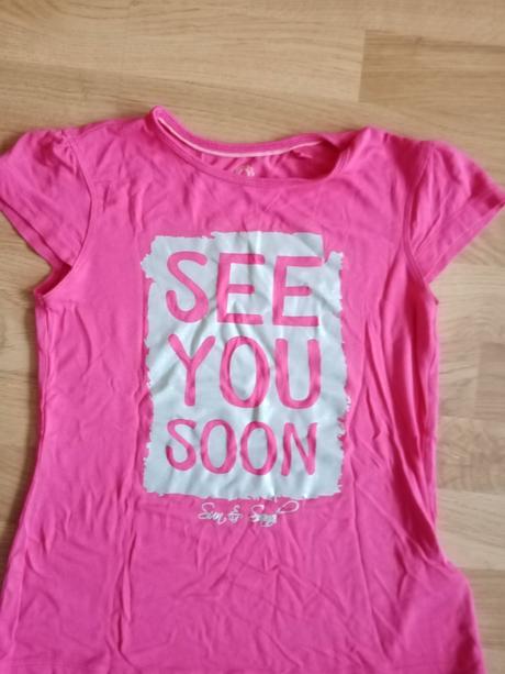 Tričko so strieborným nápisom, 134