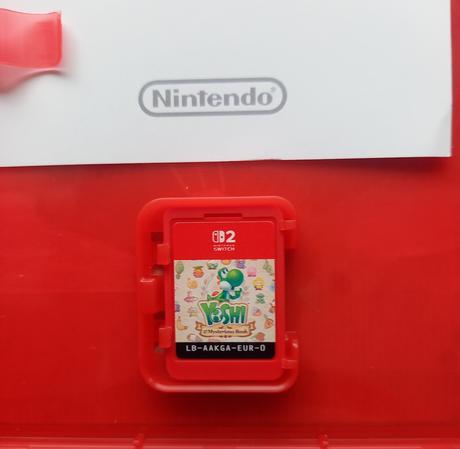 Yoshi and the mysterious book - nintendo switch 2.,