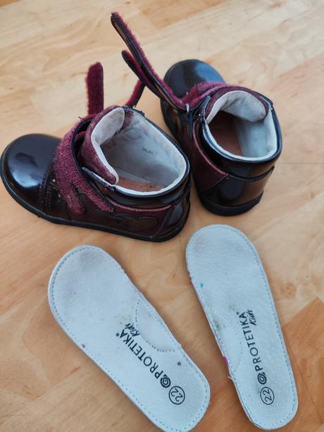 Dievčenské poltopánky, protetika,22