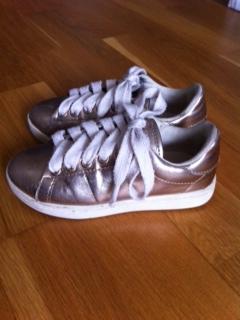 Šnurovacie tenisky, zara,27