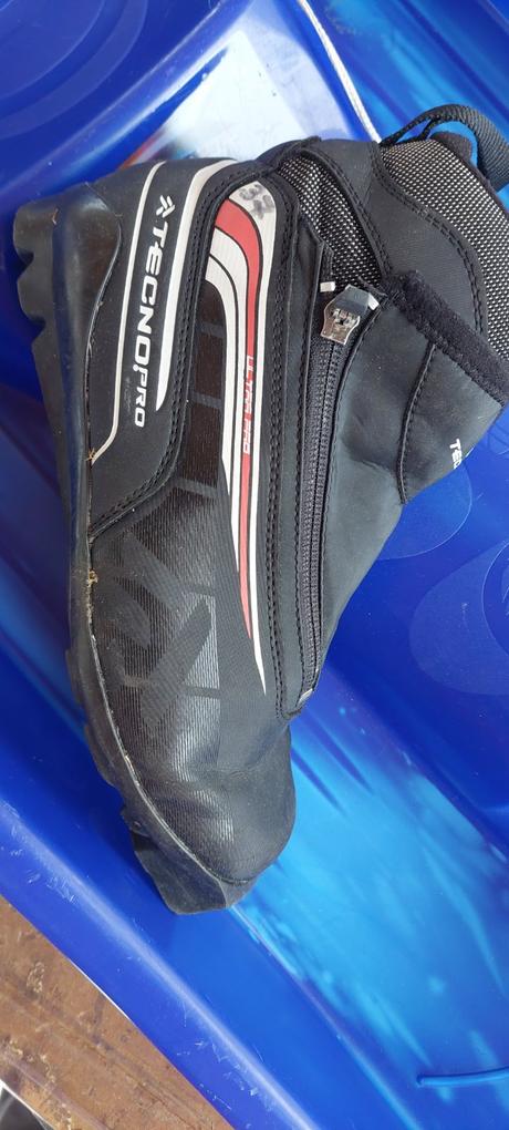 Predám detské bežky slegar 460 zack 160 cm + topán, 