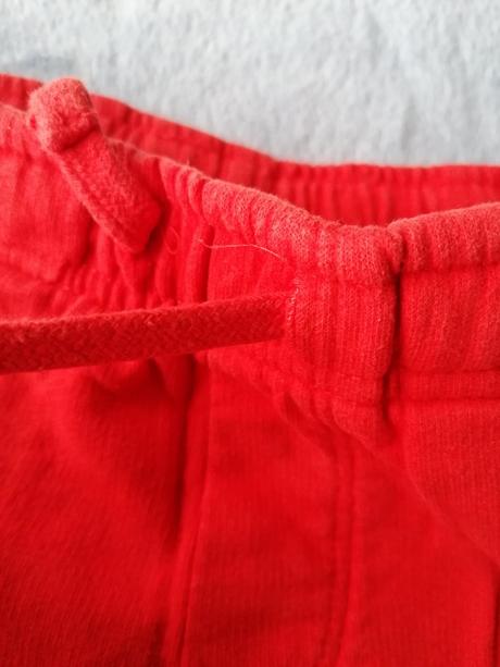 Červené teplaky, 128