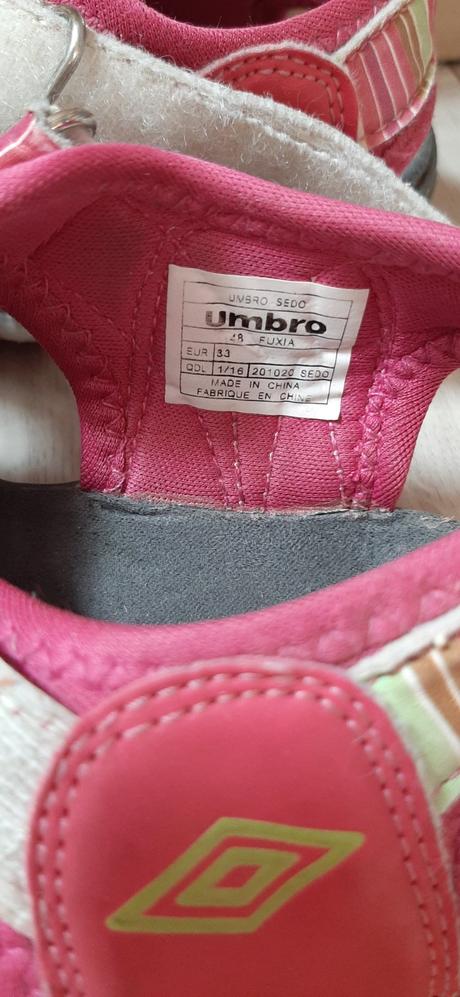 Sportove sandalky, umbro,33