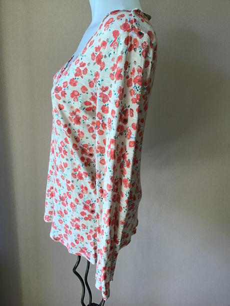 Kvietkované tricko redoute /73a, 40