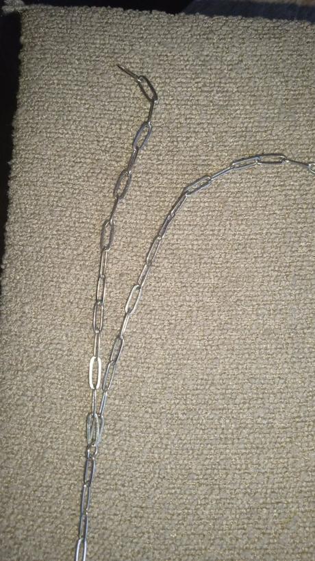 Strieborný náhrdelník, sinsay