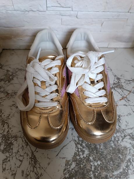 Tenisky, steve madden,33