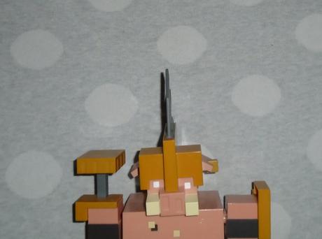 Mattel minecraft legends portal guard super boss,