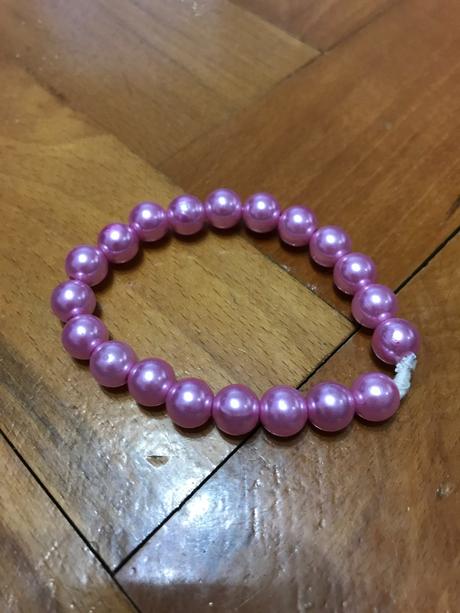 Ružový perličkový náramok,