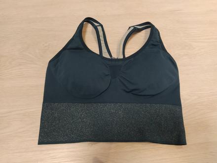 Športová petrolejova podprsenka., s