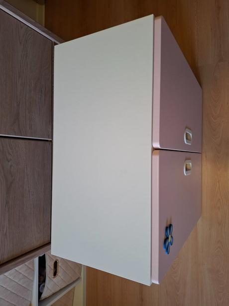 Skrinka z kolekcie ikea stuva, dvierka fritids,