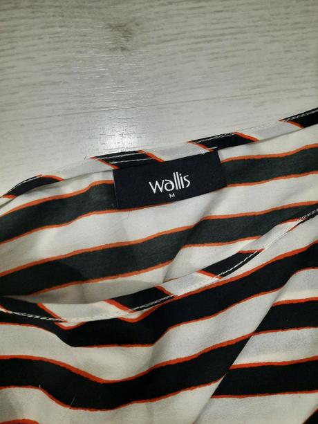 Pekná lahká,letná blúzka m,l, wallis,m