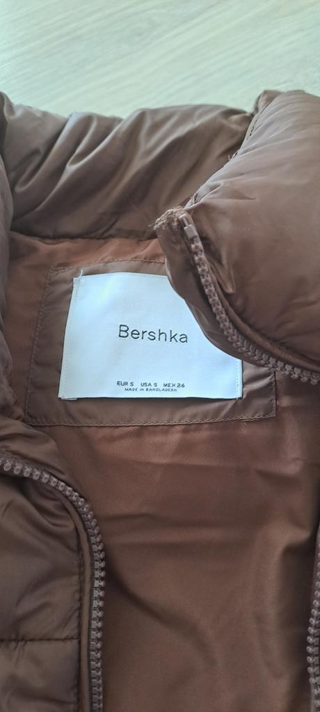 Vesta, bershka,s