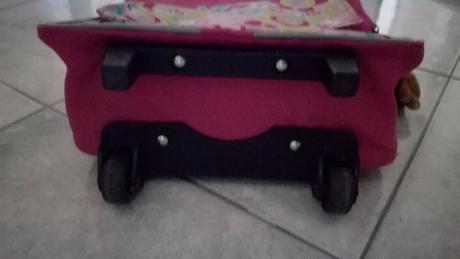 Ťahacia taška na kolieskach,