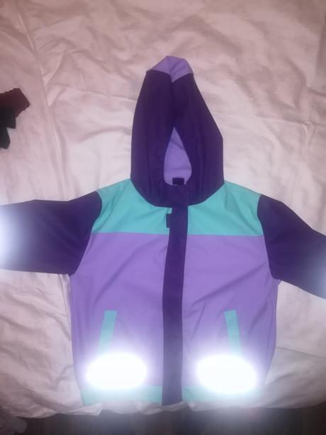 Nepremokava bundicka, 116