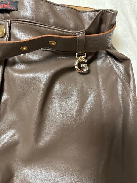 Hnedé koženkové nohavice, 40