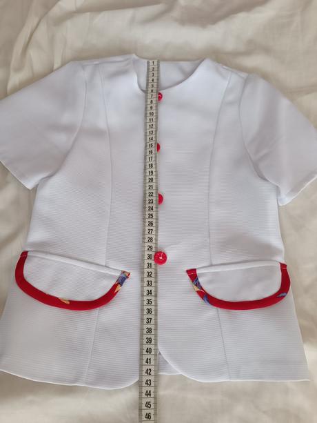 Dievčenský kostým, modelko,122