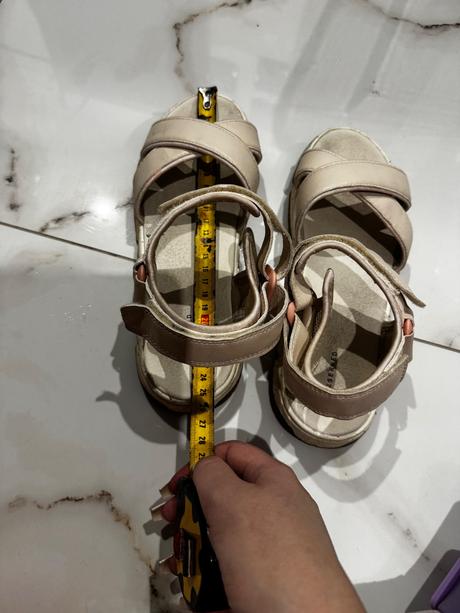 Dievčenské sandále 38, reserved,38