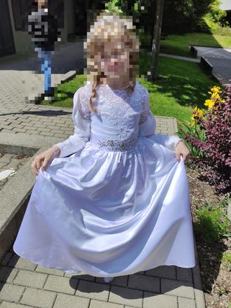 Šaty na prvé sväté prijímanie, 164