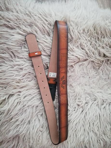 Hnedý koženkový opasok, 