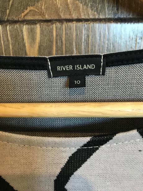 Saty river island vel. s, river island,s