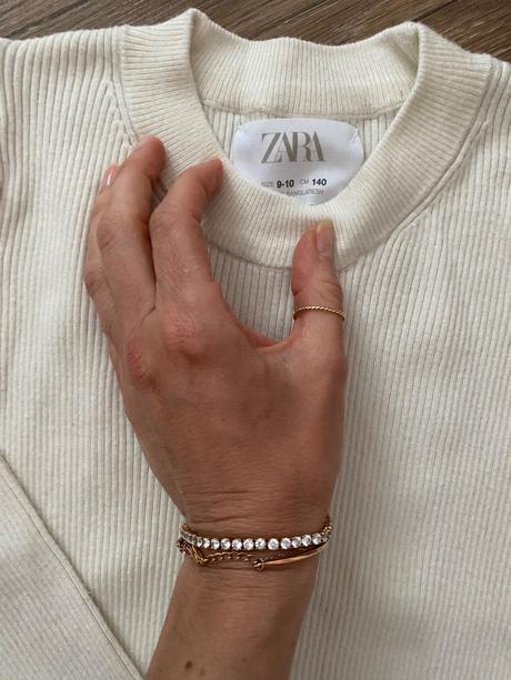 Svetrik 134/140, zara,140