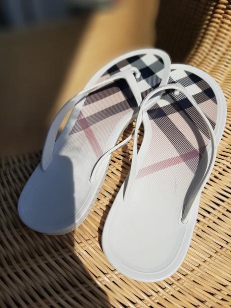 Burberry flip flop 38, burberry,38