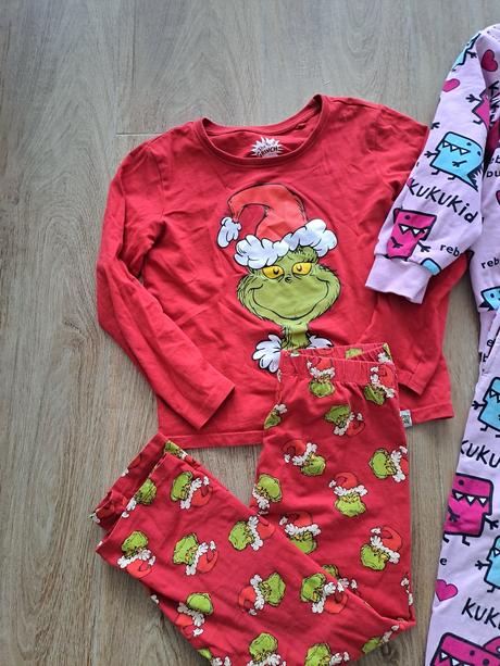 Dievčenský balík 128, 122–134