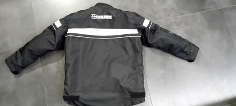 Bunda na motorku s poštou, 152