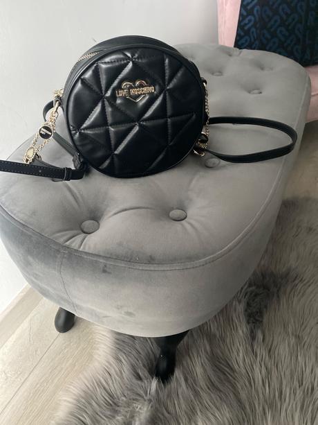 Nádherná kabelka love moschino, love moschino