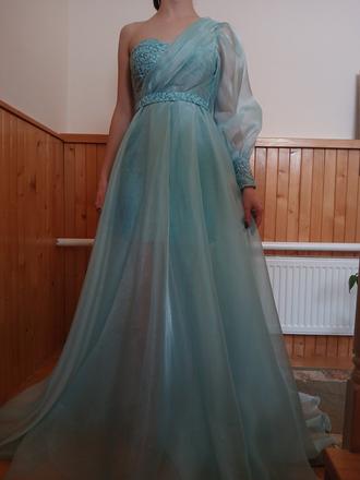 Spoločenské šaty, v. 34, 34