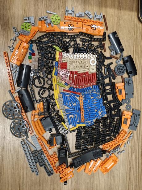 Lego technic 42120 záchranné vznášadlo, 