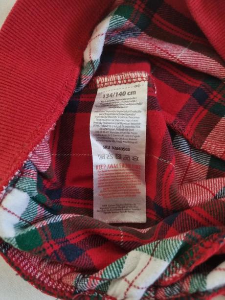 Pyžamové nohavice, 134