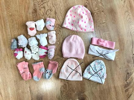 Balík ponožiek a čiapok, 50–62