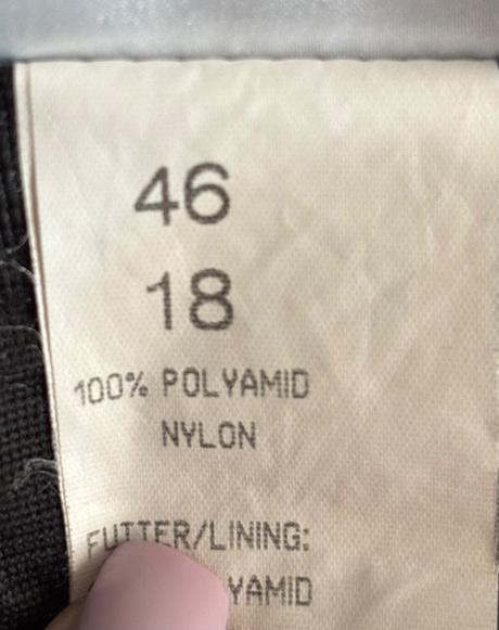 Sukňa madeleine, 46