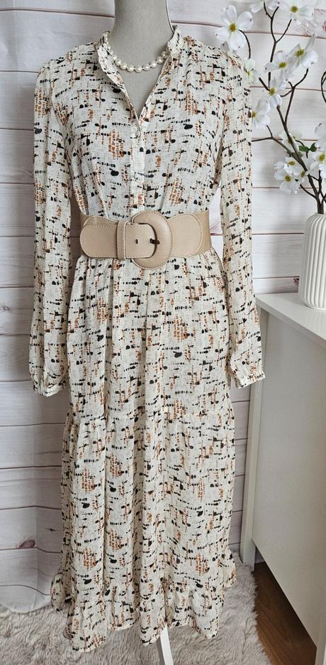 Krásne lahulinké šaty vila, 36