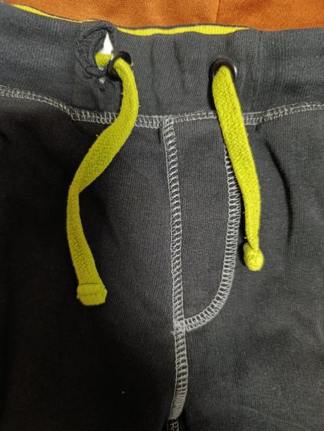 Balík do škôlky -110/116 (3x tepláky, 3x tričko ), 104–116