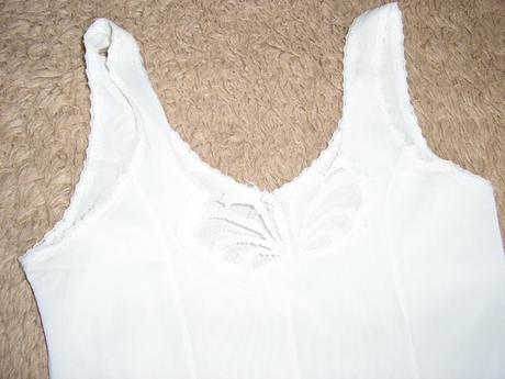 1017. biela košeľa, 116