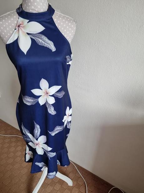 Modré kvetinové šaty s volánom veľ. 40, 40