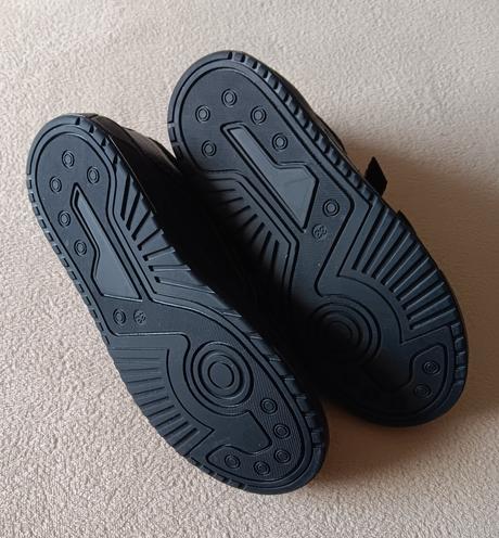 Nové kožené topánky chlapec veľ. 33, 33