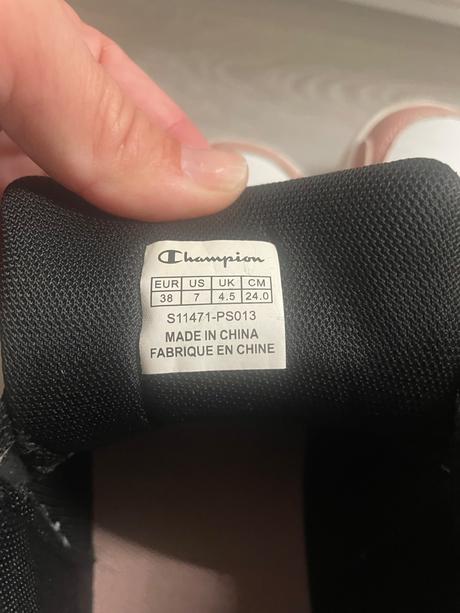 Tenisky, champion,36